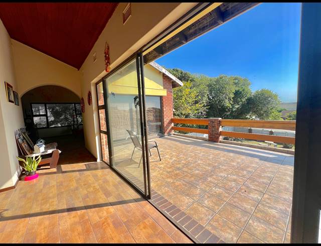 4 BEDROOM HOUSE FOR SALE IN SCOTTBURGH CENTRAL